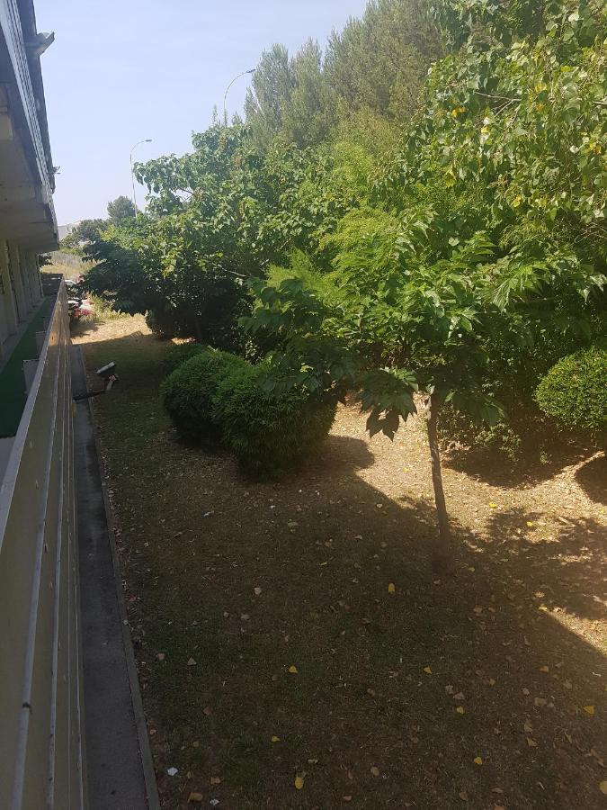 Kyriad Direct Montpellier St Jean De Vedas - La Peyriere Сен-Жан-де-Ведас Екстер'єр фото